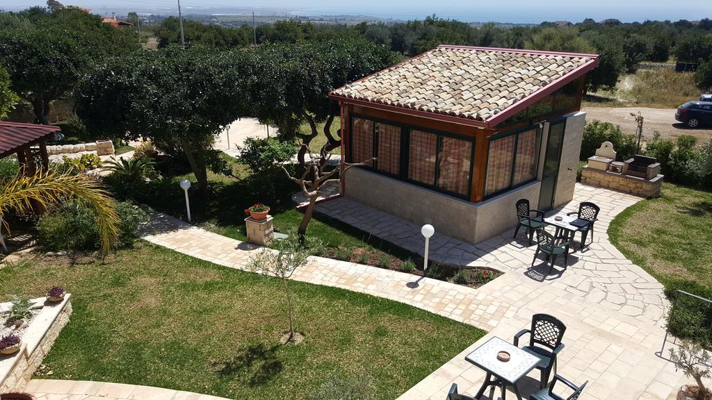 Alla Corte Di Nonna Maria Pozzallo Exterior foto
