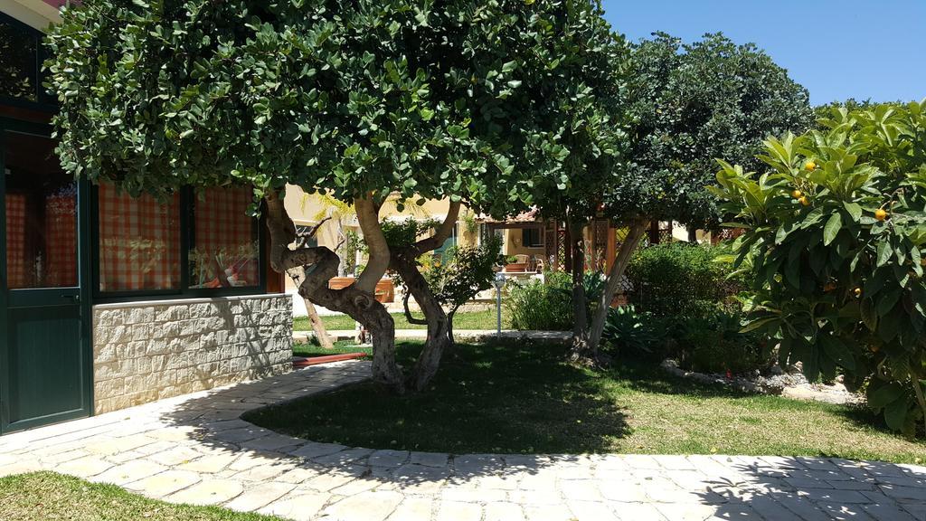 Alla Corte Di Nonna Maria Pozzallo Exterior foto