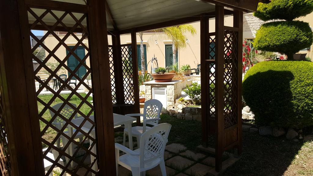 Alla Corte Di Nonna Maria Pozzallo Exterior foto